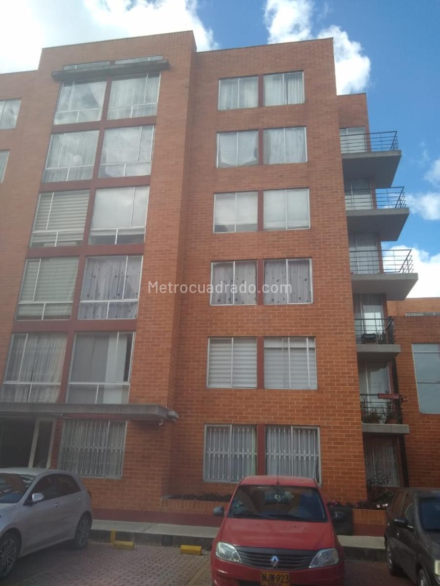 Apartamento en Arriendo  DORADO CEDRITOS