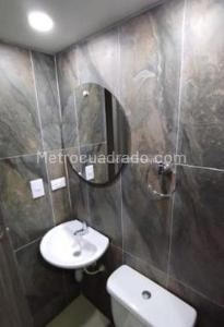 Apartamento de 2 alcobas en venta en Madelena Sur, Bogotá, 42 m² · foto 9 de 10