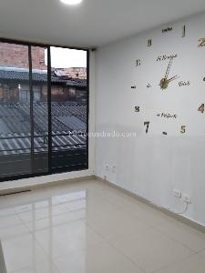 Apartamento en venta en Puente Aranda, Bogotá · foto 2 de 10