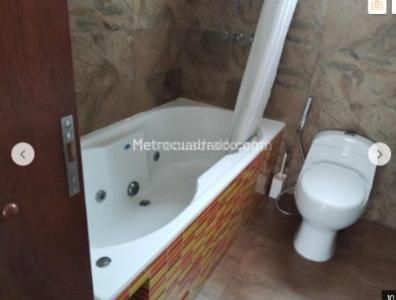 Casa de 3 alcobas en arriendo en Cedritos Norte, Bogotá, 165 m² · foto 5 de 12