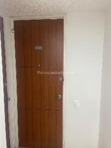 Apartamento de 3 alcobas en venta en Las Orquideas Usaquen, Bogotá, 63 m² · foto 10 de 17