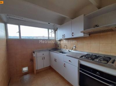 Apartamento de 3 alcobas en venta en Cedritios, Bogotá, 62 m² · foto 7 de 11