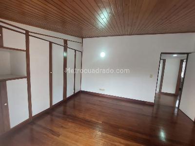 Apartamento en arriendo en Cedritos, Bogotá · foto 5 de 7