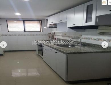 Apartamento de 2 alcobas en arriendo en Contador Country, Bogotá, 70 m² · foto 3 de 7