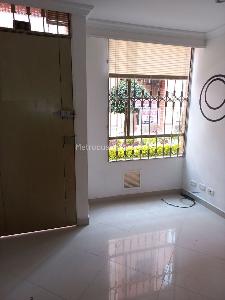 Casa en venta en Suba Lisboa, Bogotá · foto 2 de 16