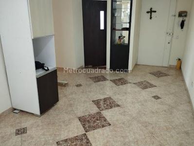 Apartamento de 3 alcobas en arriendo en Suba Lisboa, Bogotá, 68 m² · foto 3 de 12