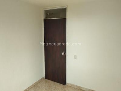 Apartamento de 3 alcobas en arriendo en Suba Lisboa, Bogotá, 68 m² · foto 8 de 12