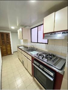 Apartamento en arriendo en Santa Barbara Central, Bogotá · foto 4 de 11