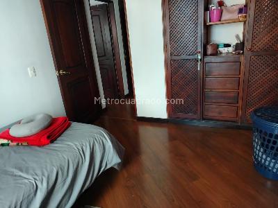 Apartamento de 3 alcobas en venta en Cedritos, Bogotá, 89 m² · foto 9 de 13