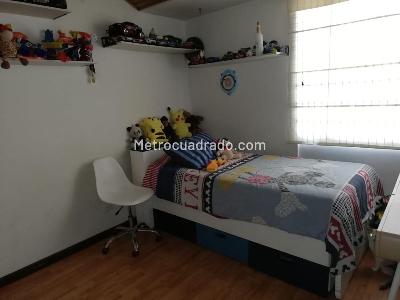 Apartamento de 3 alcobas en arriendo en El Redil, Bogotá, 90 m² · foto 6 de 15
