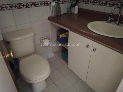 Apartamento de 3 alcobas en arriendo en El Redil, Bogotá, 90 m² · foto 13 de 15