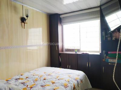 Apartamento de 2 alcobas en venta en Madelena Ii, Bogotá, 43 m² · foto 8 de 13