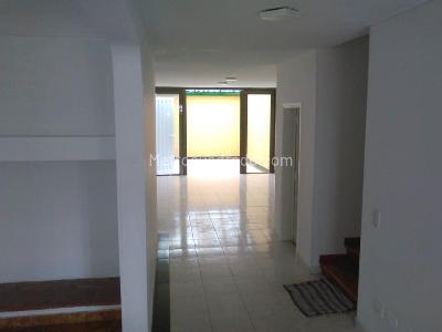 Casa de 3 alcobas en arriendo en Santa Paula, Bogotá, 246 m² · foto 2 de 16