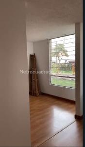 Apartamento de 2 alcobas en venta en Cedritos, Bogotá, 63 m² · foto 8 de 18