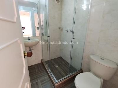 Apartamento de 2 alcobas en arriendo en Santa Paula, Bogotá, 85 m² · foto 10 de 12