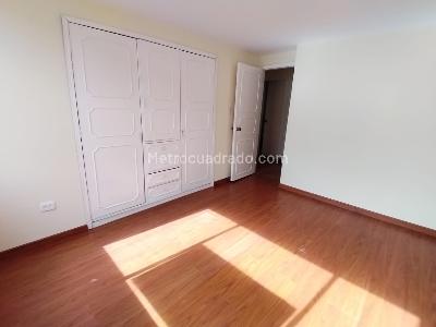 Apartamento de 2 alcobas en arriendo en Santa Paula, Bogotá, 85 m² · foto 6 de 12