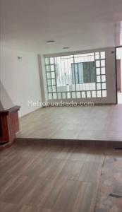 Casa de 3 alcobas en venta en Cedritos, Bogotá, 192 m² · foto 6 de 19