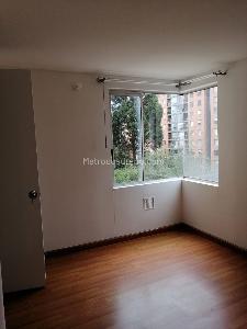 Apartamento de 2 alcobas en arriendo en Colina Campestre, Bogotá, 60 m² · foto 3 de 10