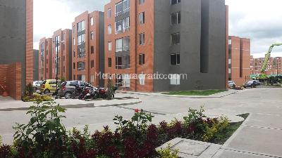 Apartamento de 1 alcoba en arriendo en El Redil, Bogotá, 42 m² · foto 2 de 9