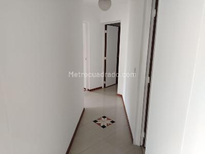Apartamento de 3 alcobas en arriendo en Cedritos, Bogotá, 70 m² · foto 7 de 14