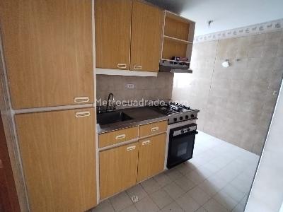 Apartamento de 3 alcobas en arriendo en Cedritos, Bogotá, 70 m² · foto 4 de 14