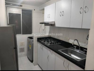 Apartamento de 3 alcobas en arriendo en Aticos Del Norte Colina Campestre, Bogotá, 64 m² · foto 2 de 12