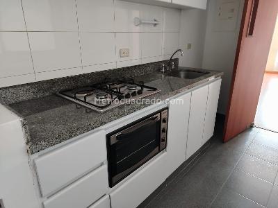 Apartamento de 3 alcobas en arriendo en Cedritos, Bogotá, 70 m² · foto 3 de 14