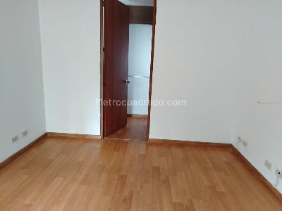 Apartamento de 3 alcobas en arriendo en Cedritos, Bogotá, 70 m² · foto 6 de 14