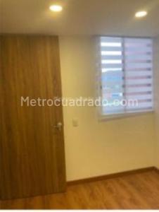 Apartamento en arriendo en Mirandela I, Bogotá · foto 5 de 15