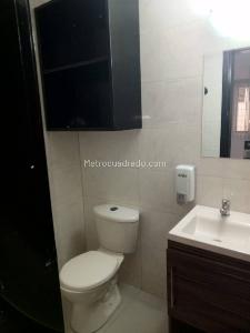 Apartamento de 5 alcobas en arriendo en Santa Barbara Alta, Bogotá, 200 m² · foto 16 de 17
