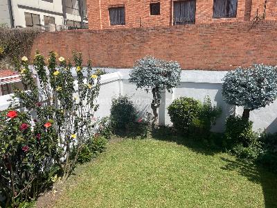 Casa en arriendo en Santa Paula Central, Bogotá · foto 11 de 15