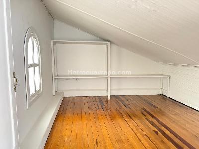 Casa en arriendo en Santa Paula Central, Bogotá · foto 3 de 15