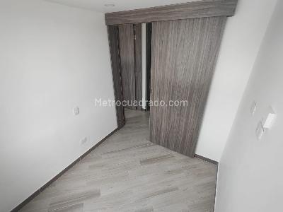 Apartamento en venta en Las Orquideas, Bogotá · foto 8 de 13