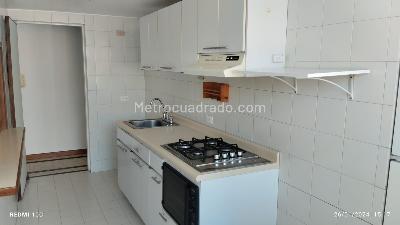 Apartamento en venta en Bosque De San Antonio, Bogotá · foto 10 de 15