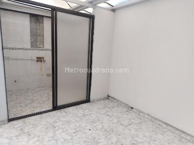 Apartamento de 3 alcobas en arriendo en Villa Del Prado Baviera, Bogotá, 180 m² · foto 15 de 17