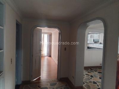 Apartamento de 3 alcobas en arriendo en Villa Del Prado Baviera, Bogotá, 180 m² · foto 13 de 17