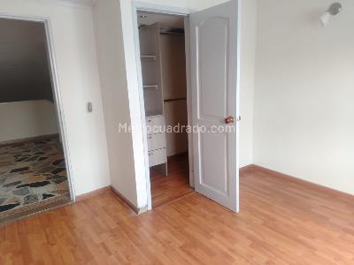 Apartamento de 3 alcobas en arriendo en Villa Del Prado Baviera, Bogotá, 180 m² · foto 12 de 17