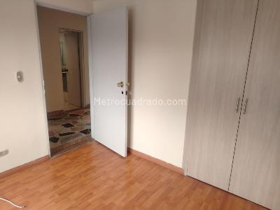 Apartamento de 3 alcobas en arriendo en Villa Del Prado Baviera, Bogotá, 180 m² · foto 11 de 17