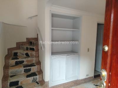 Apartamento de 3 alcobas en arriendo en Villa Del Prado Baviera, Bogotá, 180 m² · foto 5 de 17