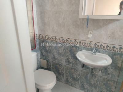 Apartamento de 3 alcobas en arriendo en Villa Del Prado Baviera, Bogotá, 180 m² · foto 17 de 17