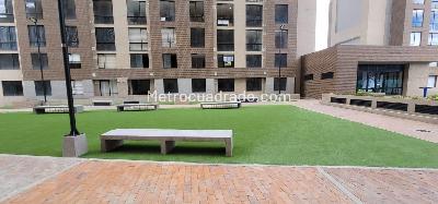 Apartamento en arriendo en Mazuren, Bogotá · foto 2 de 17