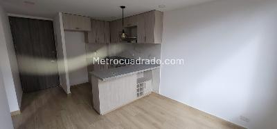 Apartamento en arriendo en Mazuren, Bogotá · foto 7 de 17