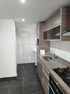 Apartamento de 2 alcobas en arriendo en El Batan, Bogotá, 70 m² · foto 3 de 17