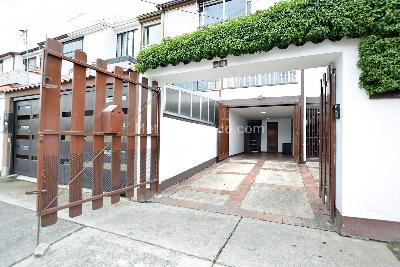 Casa en venta en Cedritos, Bogotá · foto 2 de 18