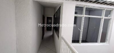 Casa de 5 alcobas en arriendo en La Castellana, Bogotá, 103 m² · foto 2 de 14