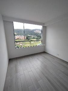 Apartamento en venta en El Redil, Bogotá · foto 3 de 14