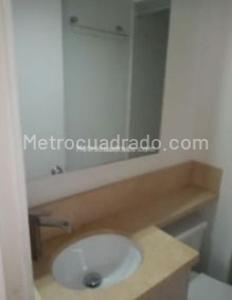 Apartamento de 3 alcobas en venta en Colina Campestre, Bogotá, 57 m² · foto 2 de 10
