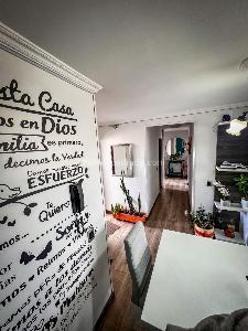 Apartamento de 3 alcobas en venta en Minuto De Dios, Bogotá, 69 m² · foto 3 de 12