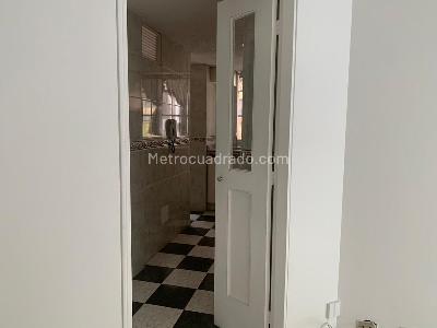 Apartamento en venta en Cedritos, Bogotá · foto 8 de 17