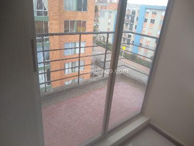 Apartamento de 2 alcobas en arriendo en Villas De Granada I, Bogotá, 60 m² · foto 7 de 13